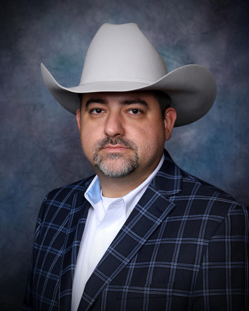 Yoakum - Robert Whitfield